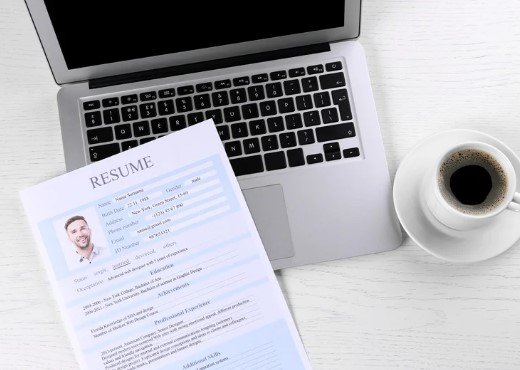 CREATE A STRONG RESUME