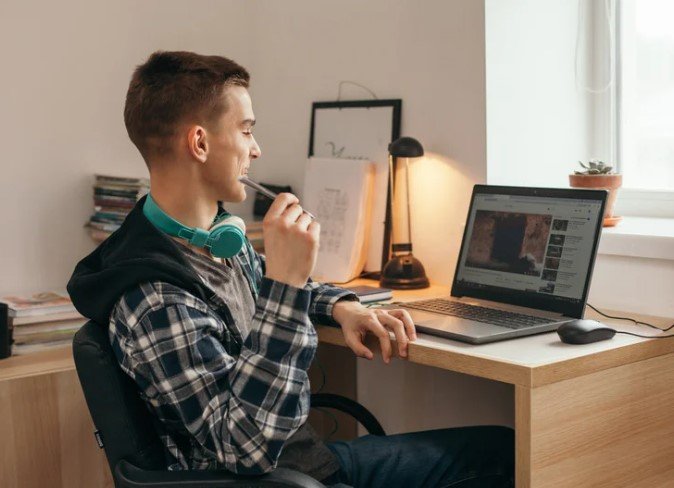 How Watching Videos for Gift Cards Works