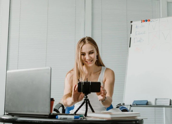 Odd Jobs and the Gig Economy